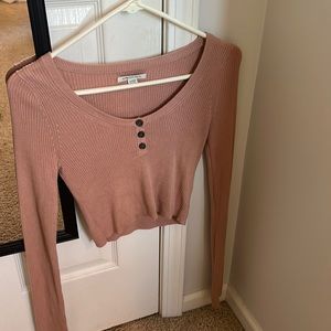 pink american eagle sweater